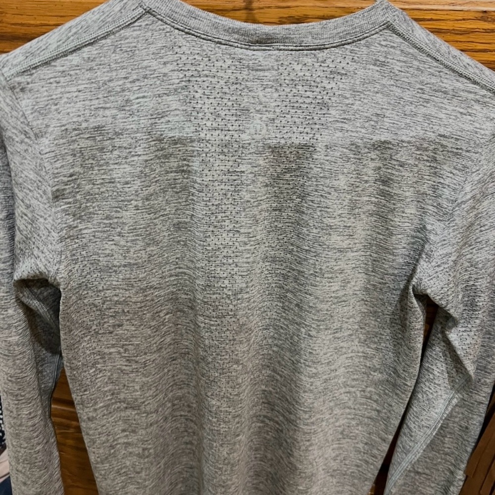 Gray Long Sleeve Lulu Lemon Top - Picture 2 of 7